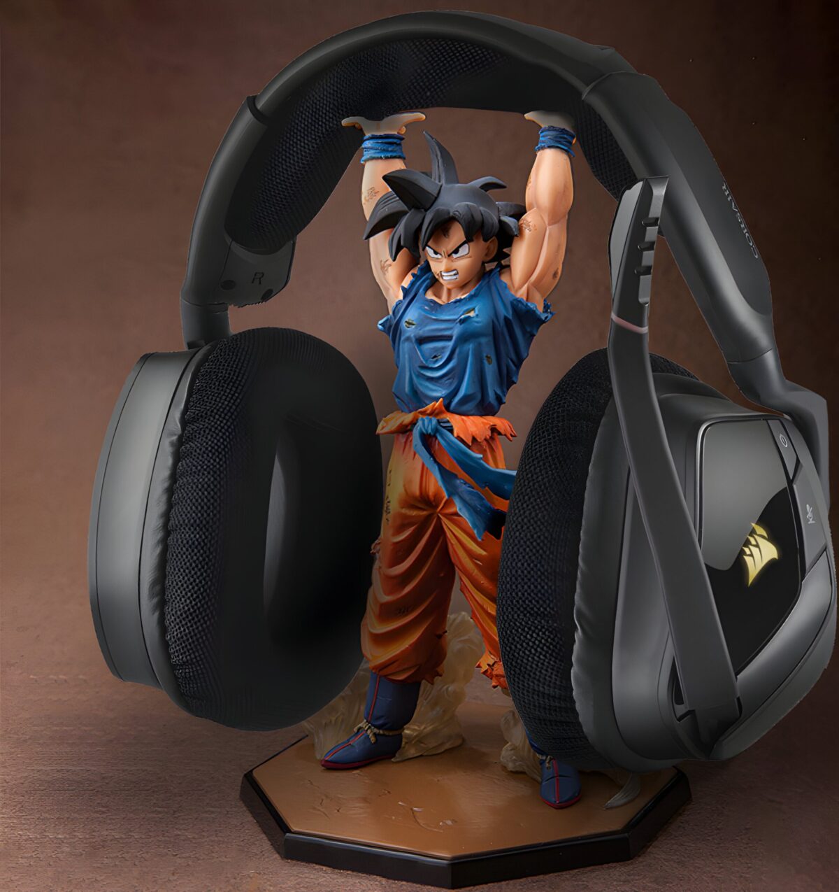 Standify Anime Dragon Ball Z figurines and Goku Headphone Stand headphones larger scaled