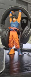 25cm GOKU HEADPHONE STAND photo review