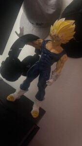 24cm Vegeta Headphone Rest photo review