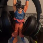 Goku Headphone Stand