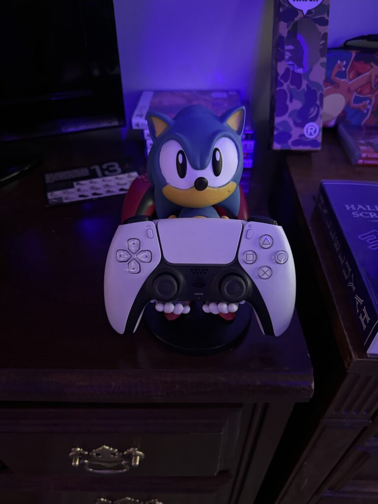 Sonic The Hedgehog Controller Stand photo review