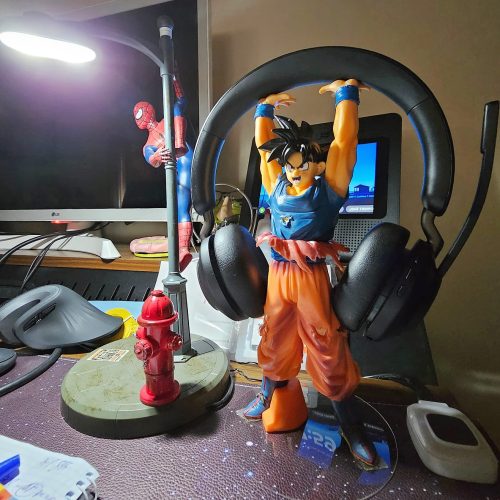 25cm GOKU HEADPHONE STAND Fotoreview