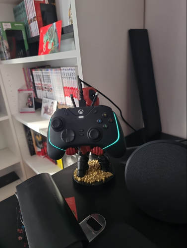 Deadpool Controller Stand photo review